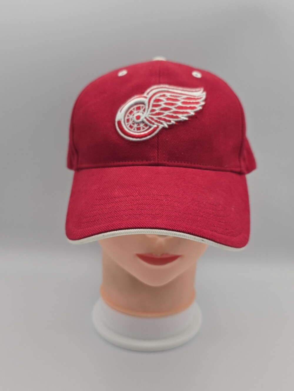 NHL By T.E.I. Detroit Red Wings Adjustable Hat